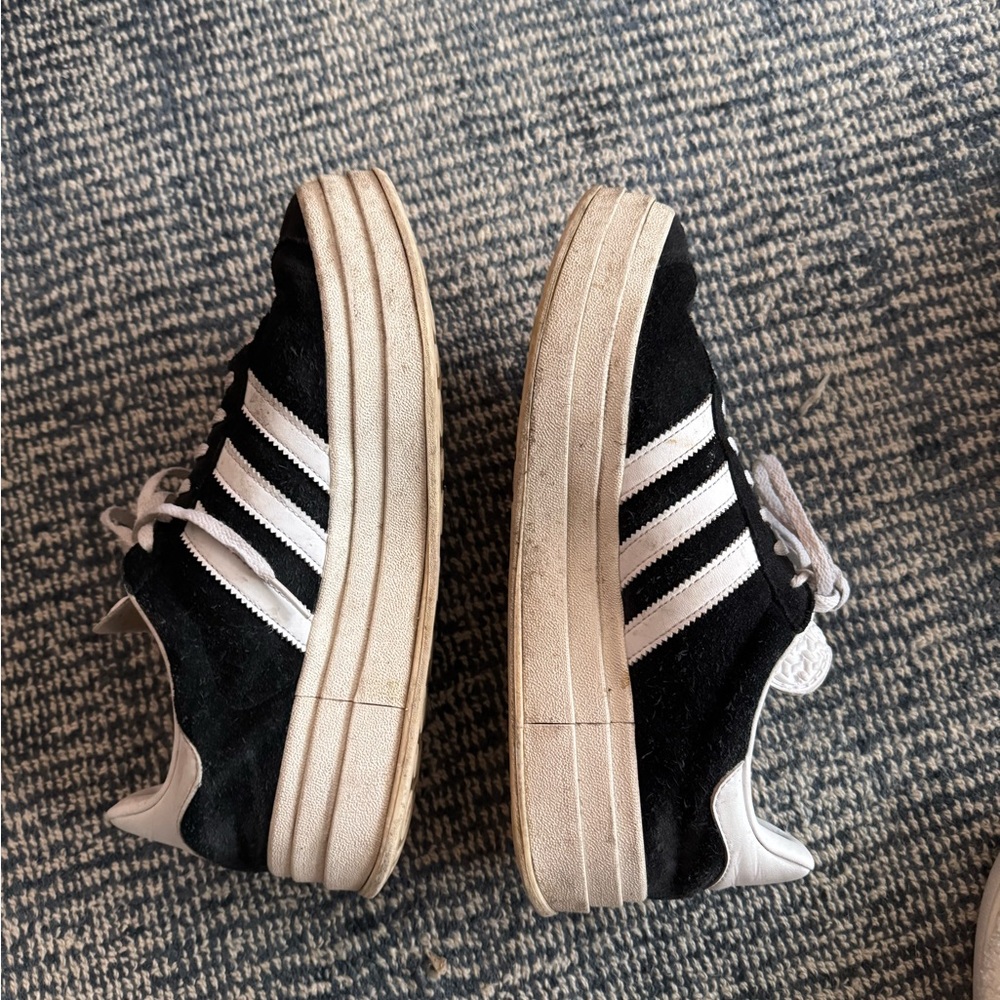 WORN - Adidas Gazelle Bold